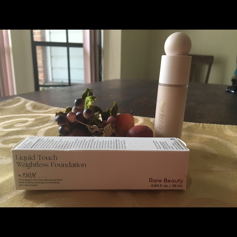 Rare Beauty Liquid Touch Foundation